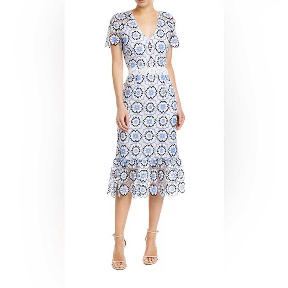 S O L D.   ML MONIQUE LHUILLIER
Multi Colored Lace Cocktail Dress 10
